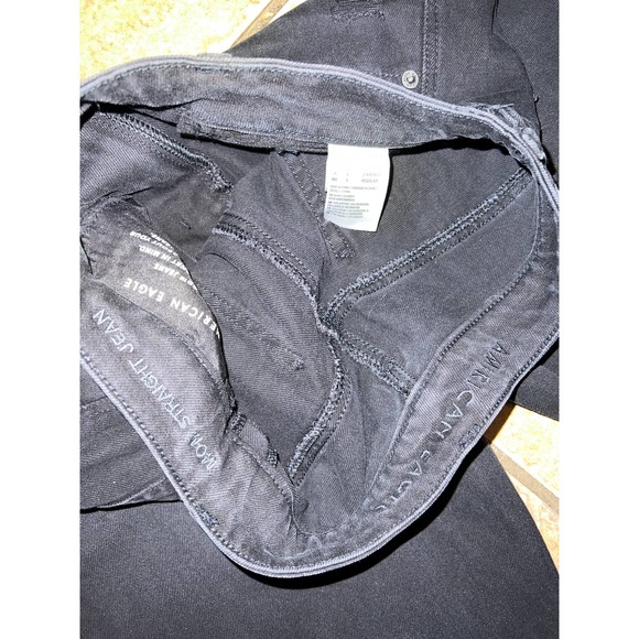 American Eagle Mom Straight Jeans Size 4 - Picture 3 of 3